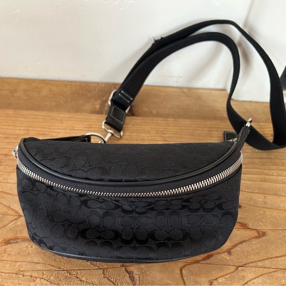 Black Coach Women's Bag